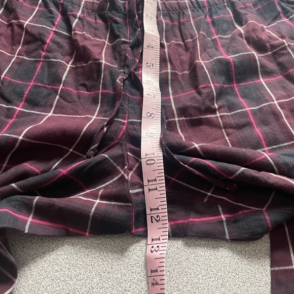 La Senza Plum Plaid 2pc PJs Size Large - Picture 9 of 10